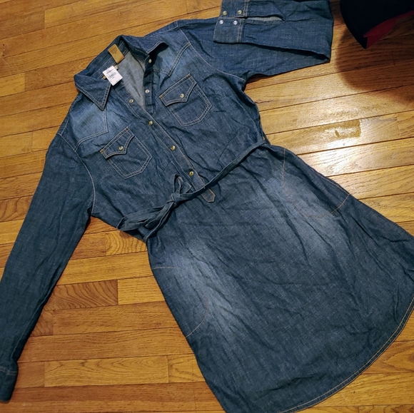 Wrangler Dresses & Skirts - Blue denim wrangler dress FINAL DROP!NWT